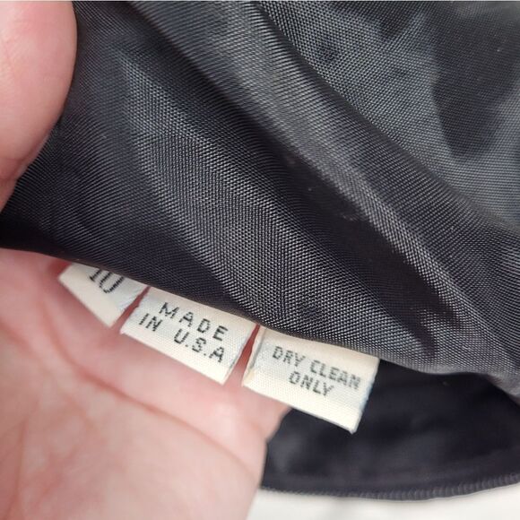 VINTAGE 80s black dress off‎ shoulder embossed gathered cocktail M - Picture 8 of 13